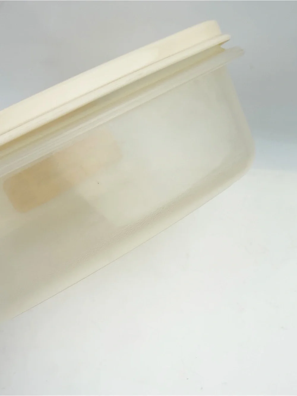 Vtg Rubbermaid #2 Square Servin’ Saver Storage Container Almond Lid 5 Cups New